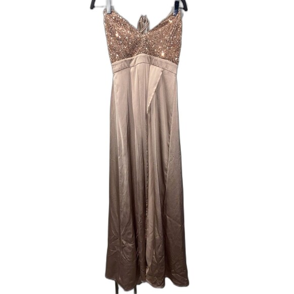 Xenia Boutique Rose Gold Sequin Halter Formal Maxi Dress Champagne Holiday NYE - Picture 2 of 6